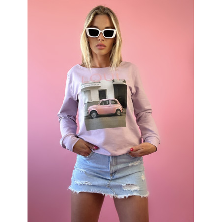 Lawendowa Bluza Damska z Nadrukiem Różowego Auta – „Loui. My Little Pink Car” -M/L